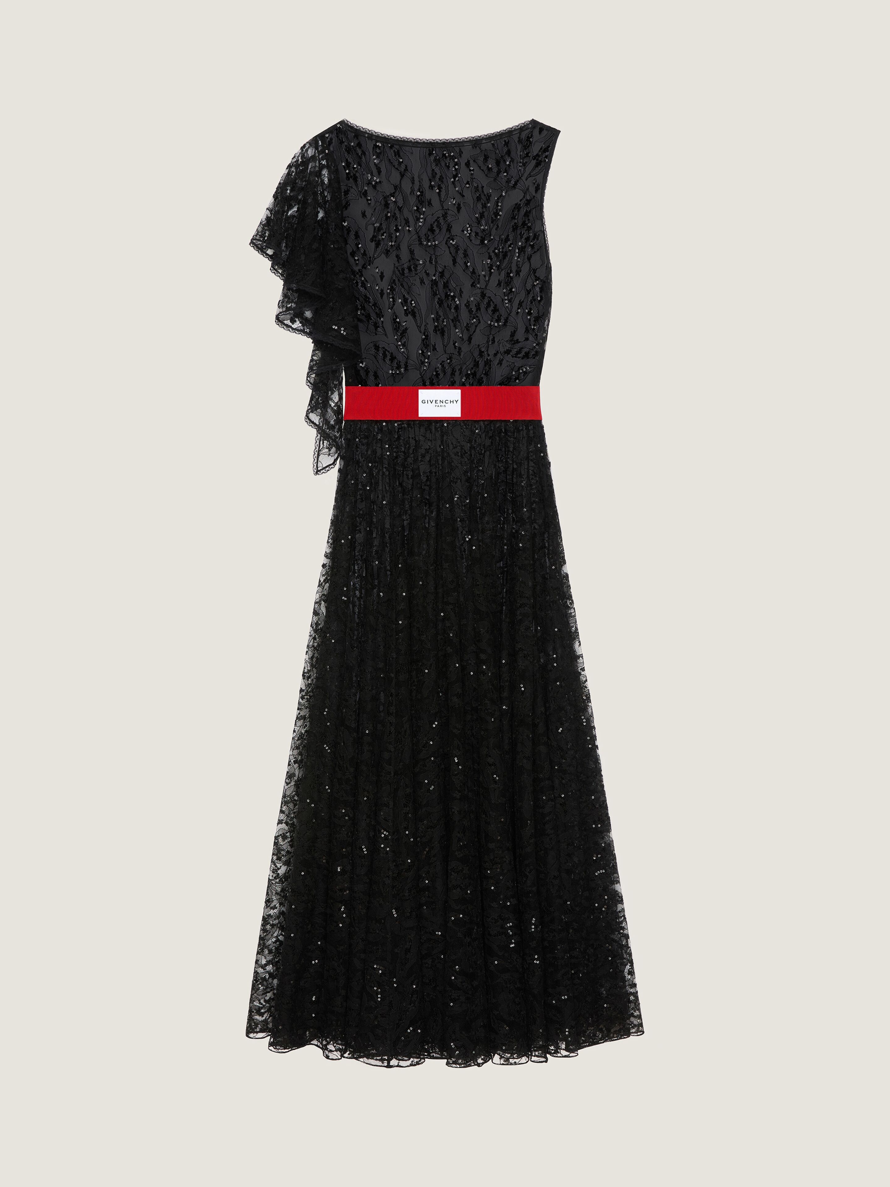 Asymmetric dress in lace with sequins